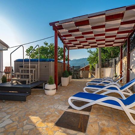 Beautiful Home In Rovanjska With Wifi Екстер'єр фото