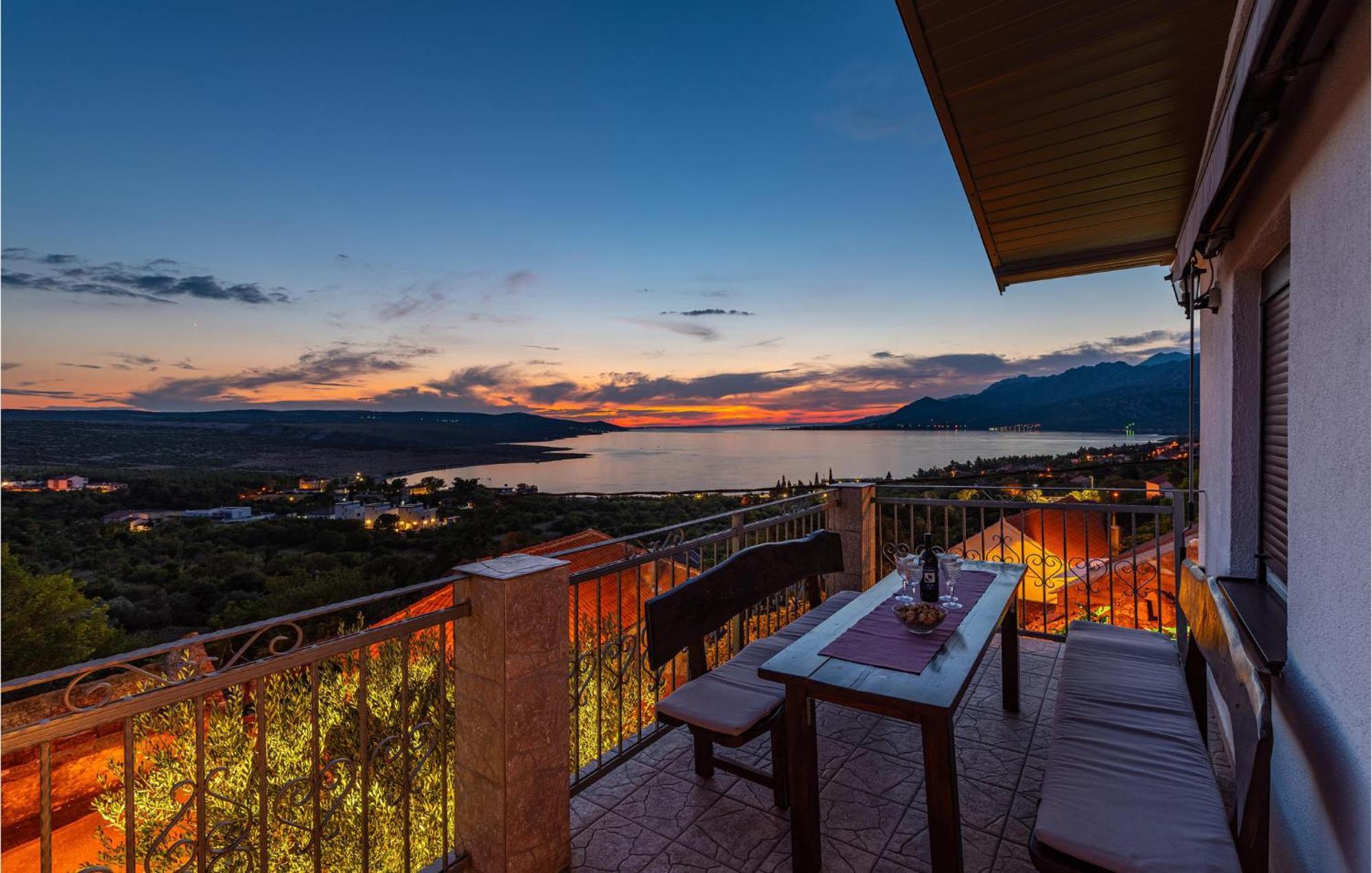 Beautiful Home In Rovanjska With Wifi Екстер'єр фото