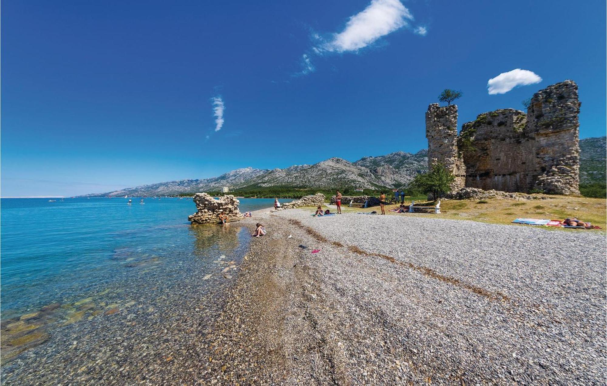 Beautiful Home In Rovanjska With Wifi Екстер'єр фото